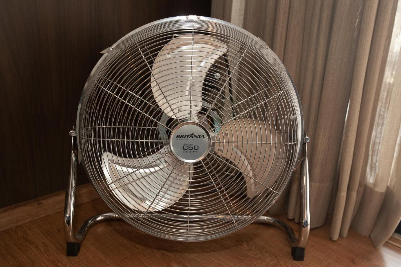 Espaco E Conforto No Centro Com Garagem E Internet 500Mb เซาเปาโล ภายนอก รูปภาพ